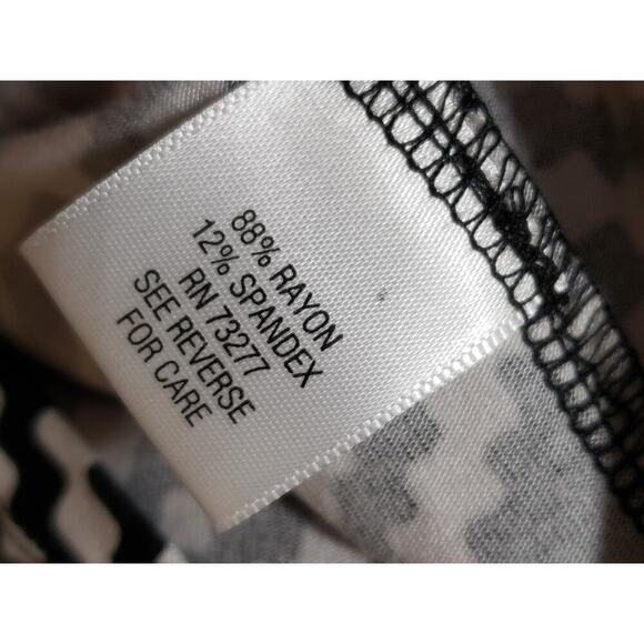 Apt. 9 Bodycon Dress Women's Small Black White Geo Print Crew Neck Pullover - Picture 4 of 13